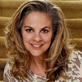 Kristen Hartnagel Profile Photo