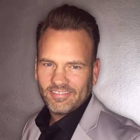 Mark Osborne Profile Photo