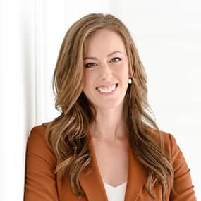 Lauren Duval Profile Photo