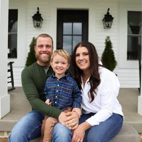 Austin & Maggie Troyer Profile Photo