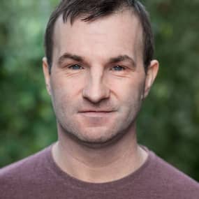 Edward Donnelly (Evan, Martin, Dr Les Penser, Dafydd) Profile Photo