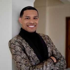 Angel Carmona Profile Photo