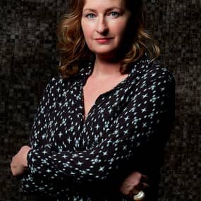 Louise Candlish Profile Photo Louise Candlish Profile Photo