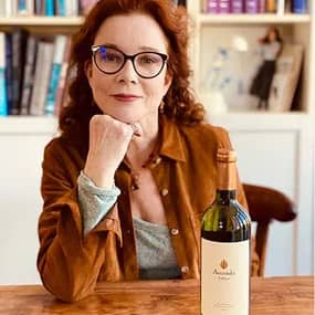 Karen MacNeil Profile Photo