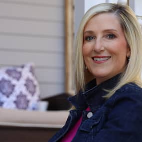 Karen Mangia Profile Photo